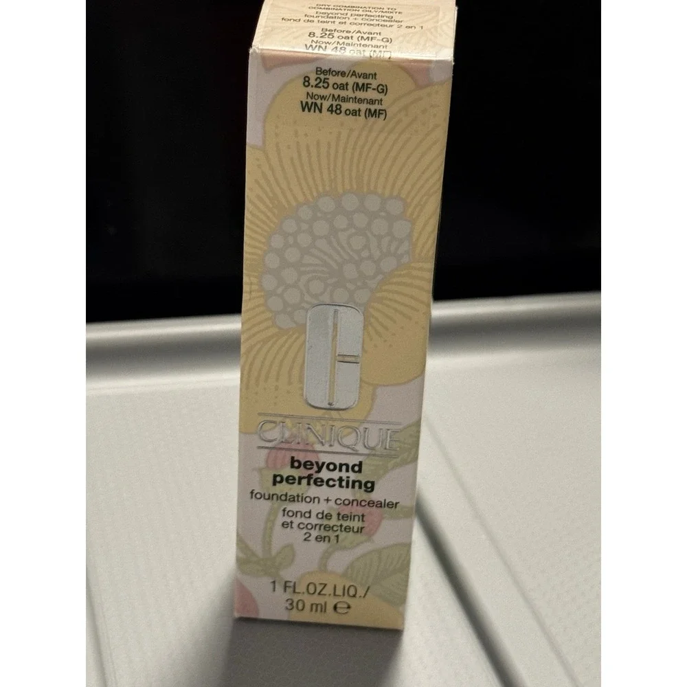 Clinique beyond perfecting foundation+concealer‎ 1 FL Wn48 Oat(MF) NIB